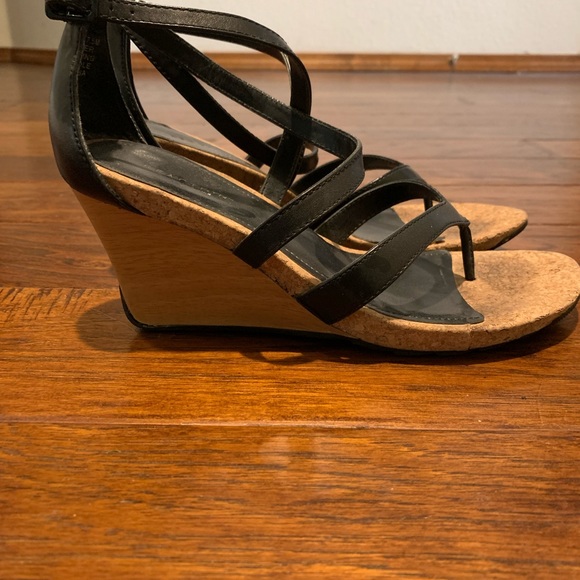 Reaction Strappy wedge sandals | size 7.5 - Picture 4 of 8